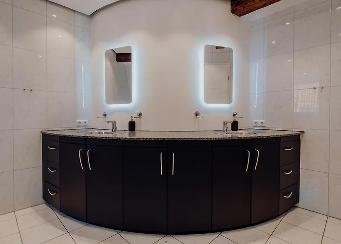 Stilvolle In Bester Lage Bremens *